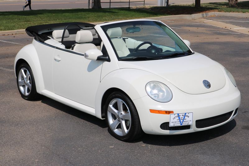 ダ*ル様 ビセルノ 2007 2007 Volkswagen New Beetle Triple White | Victory Motors of Colorado
