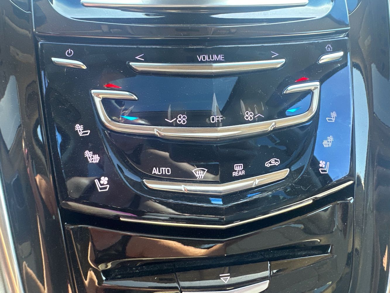 2016 Cadillac Escalade ESV Premium photo 23