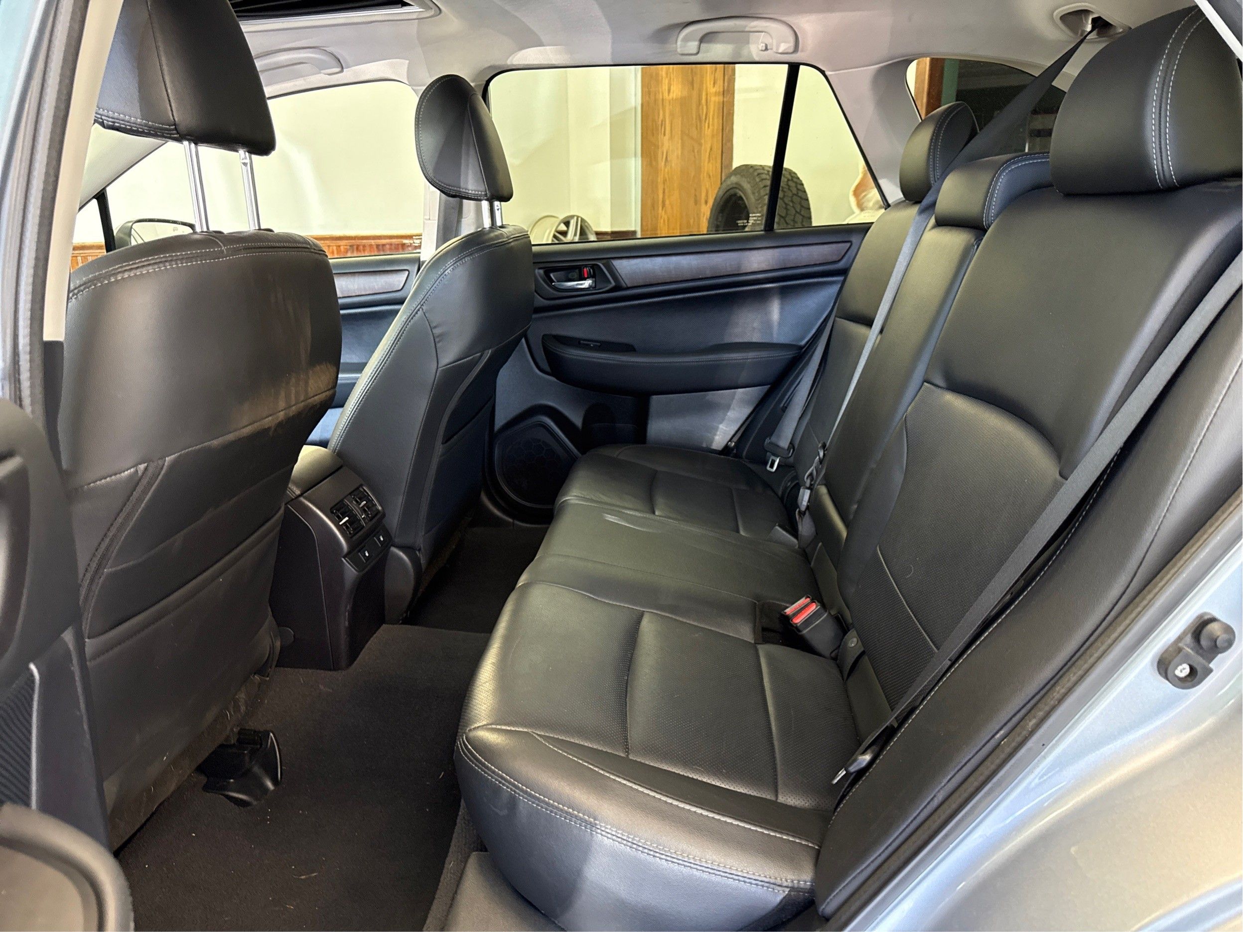 2016 Subaru Outback Limited - Photo 10