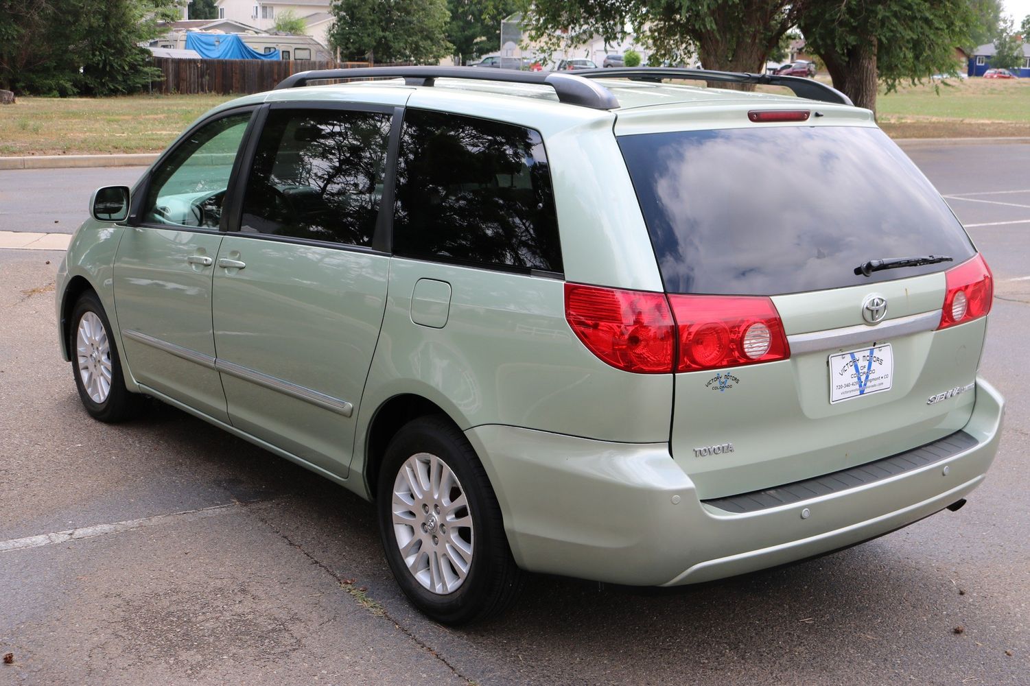 2008 Toyota Sienna XLE Limited | Victory Motors of Colorado