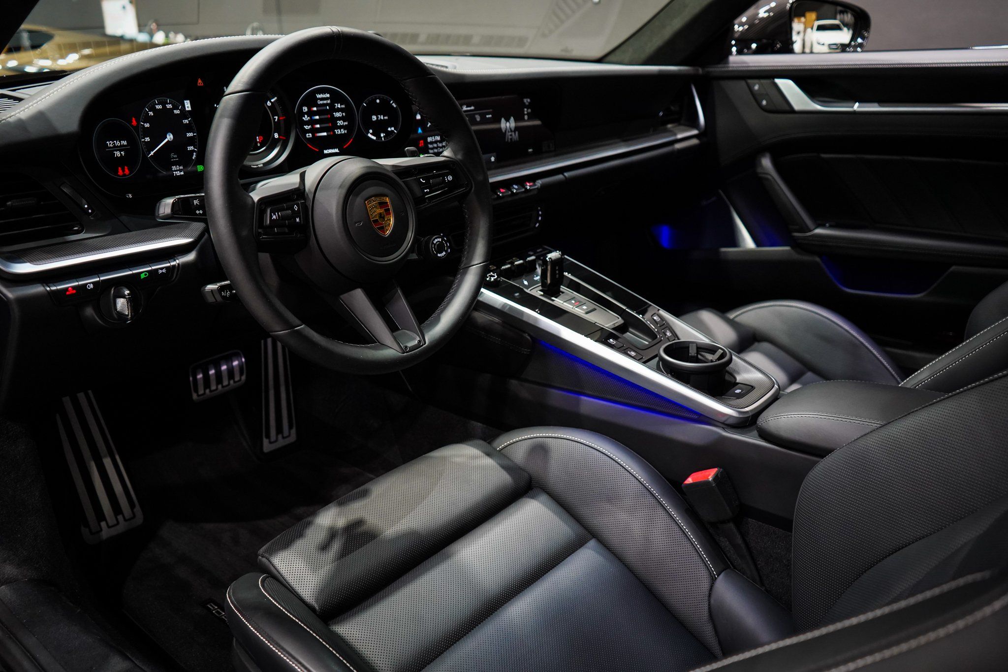 2022 Porsche 911 Turbo S photo 26