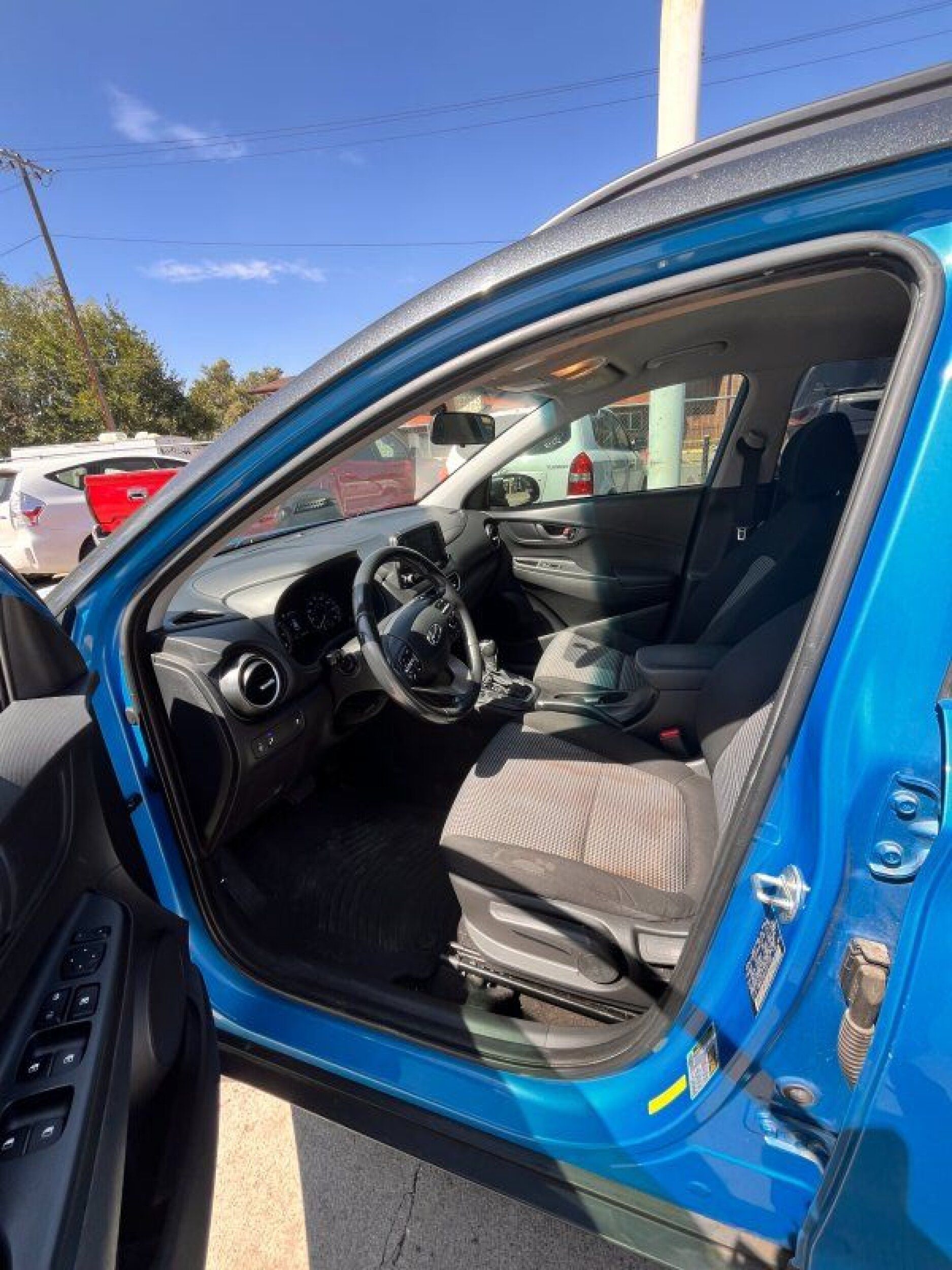 2018 Hyundai Kona SEL - null exterior view 8