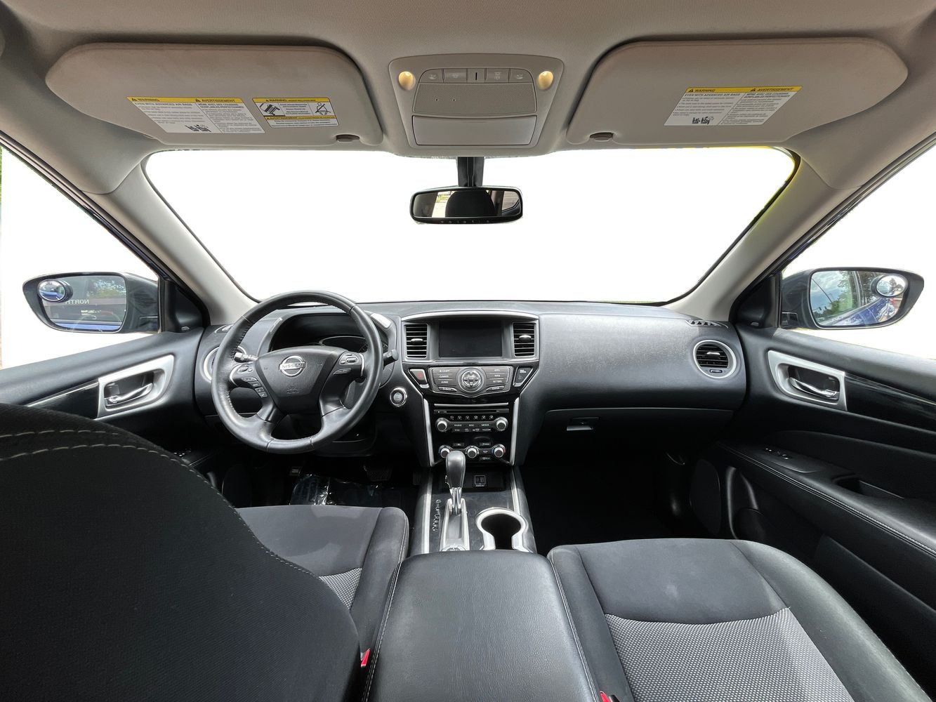 2019 Nissan Pathfinder SV - Photo 14