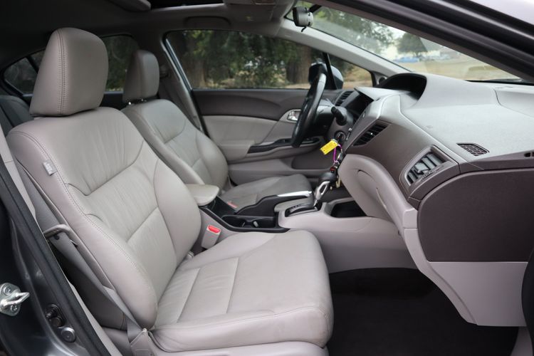 2012 Honda Civic EXL w/Navi Victory Motors of Colorado