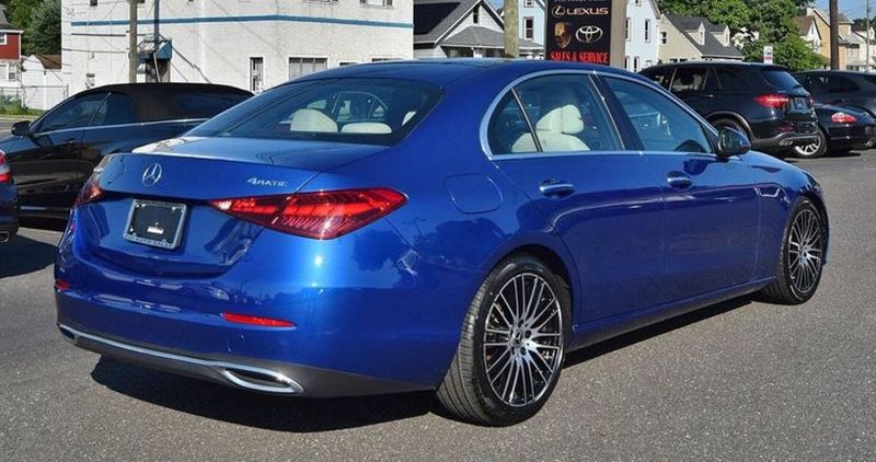 2022 Mercedes-Benz C 300 4MATIC Sedan | AVI Auto Sales Inc
