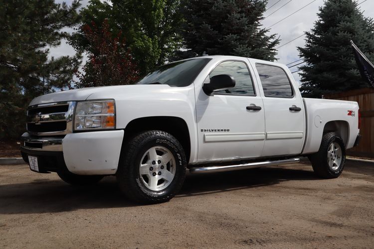 2009 Chevrolet Silverado 1500 LT | Victory Motors of Colorado