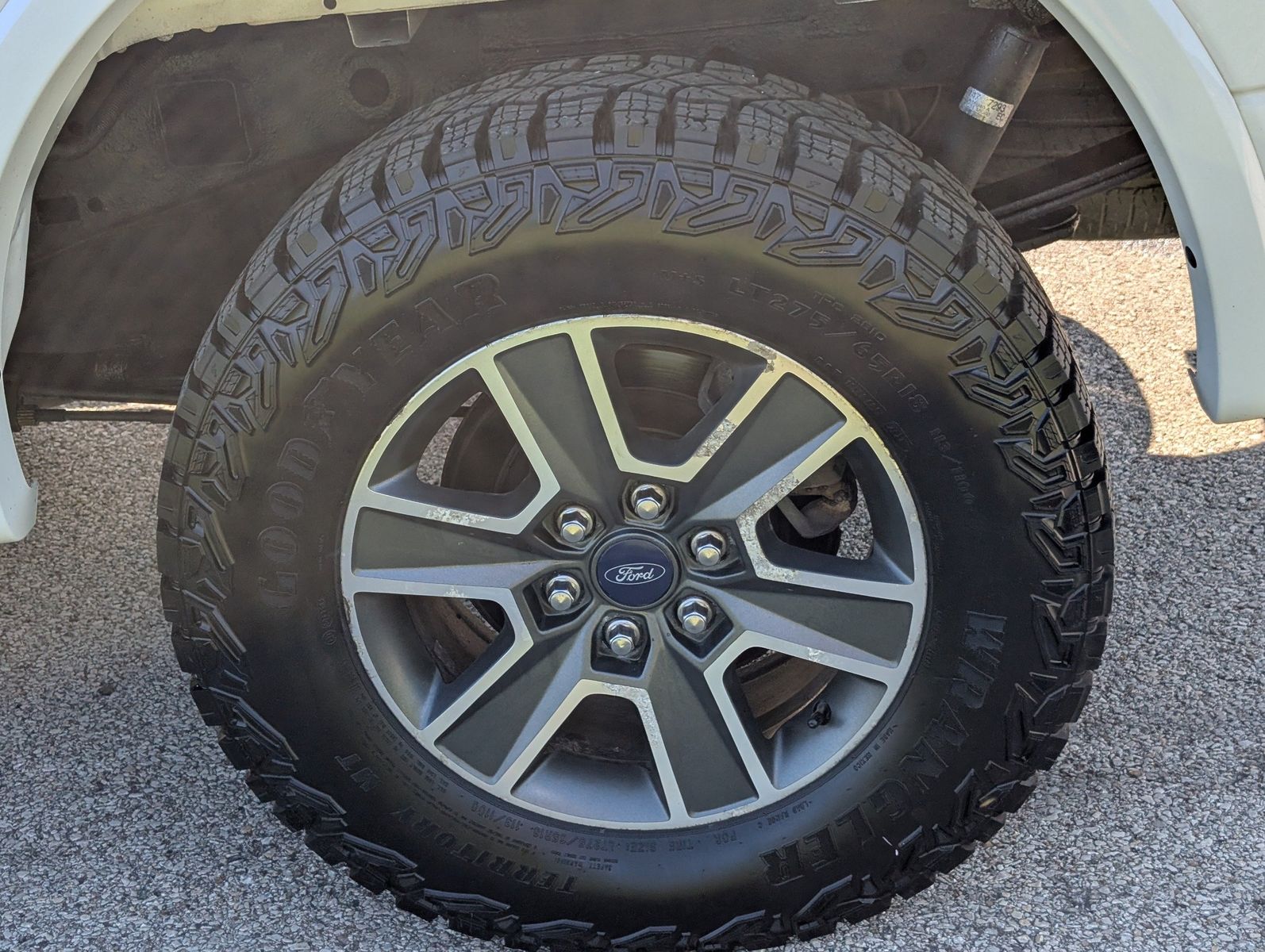 2015 Ford F-150 34
