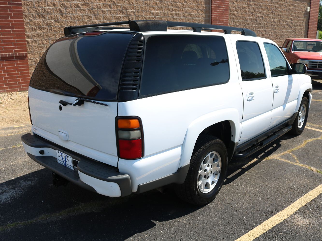 2004 Chevrolet Suburban 1500 LS | Victory Motors of Colorado