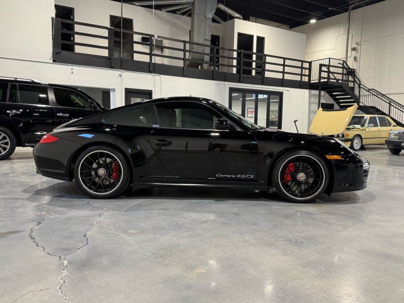 2012 Porsche 911 Carrera 4 GTS, photo 6