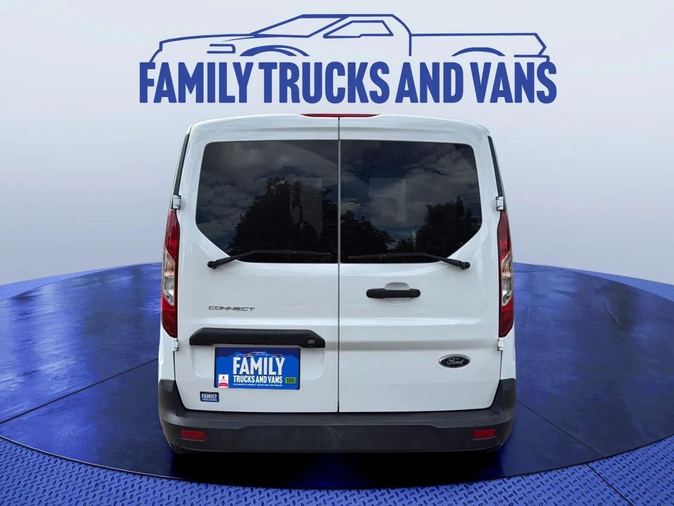 2020 Ford Transit Connect XLT photo 4