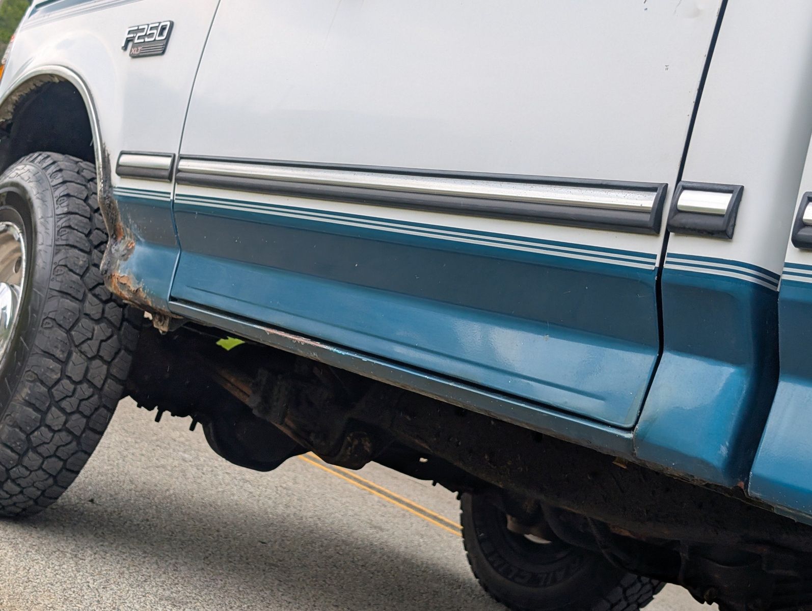 1995 Ford F-250 48