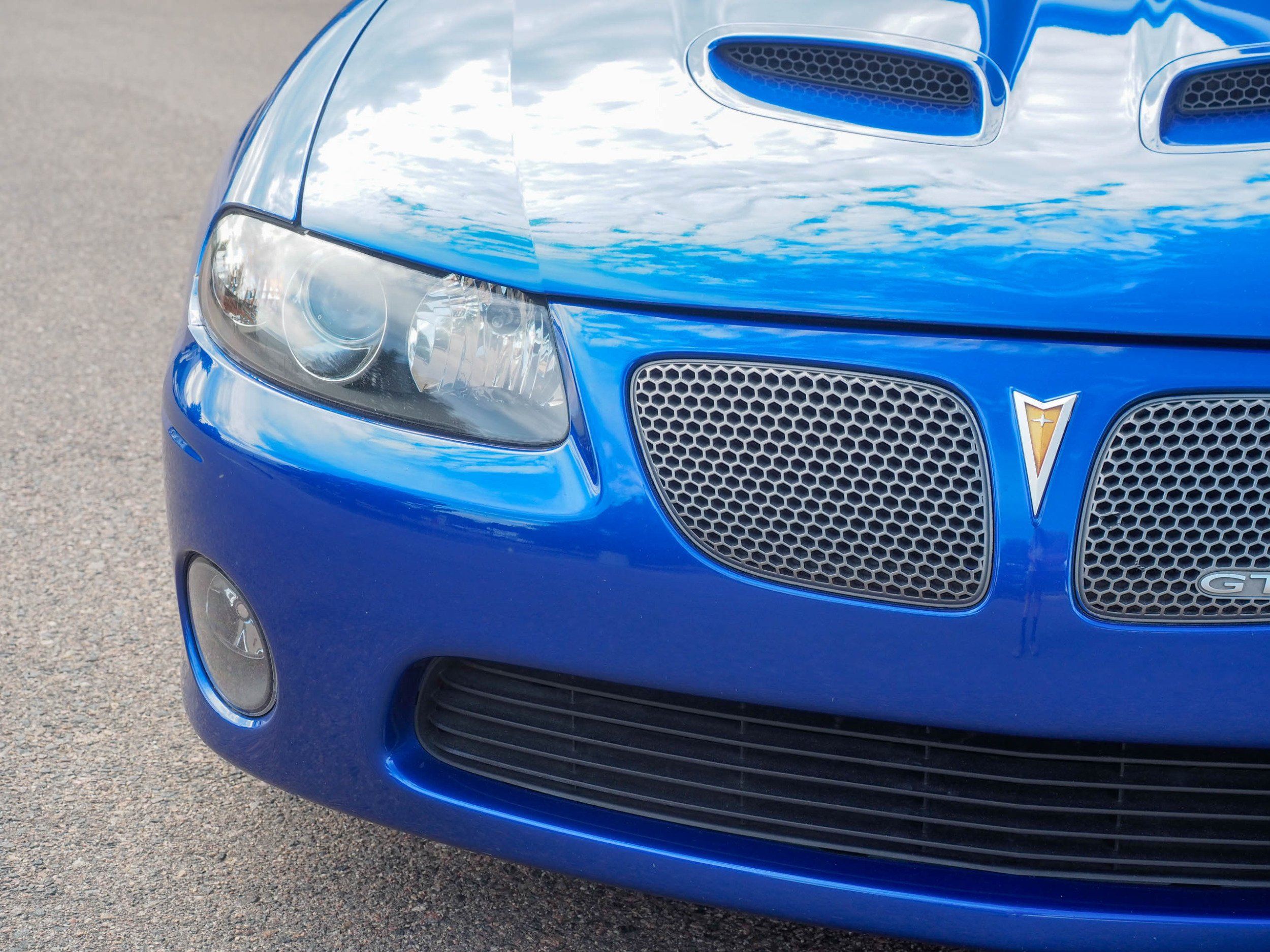 2006 Pontiac GTO Blue 