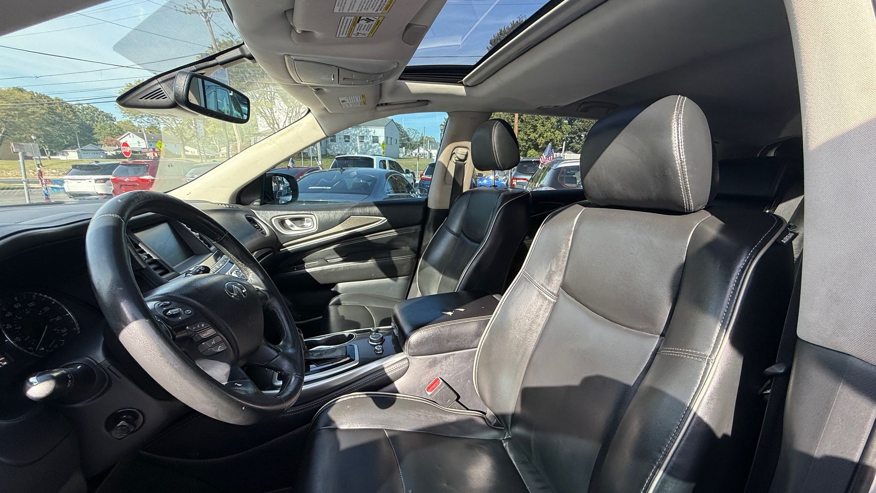 2019 Infiniti QX60 Pure photo 5