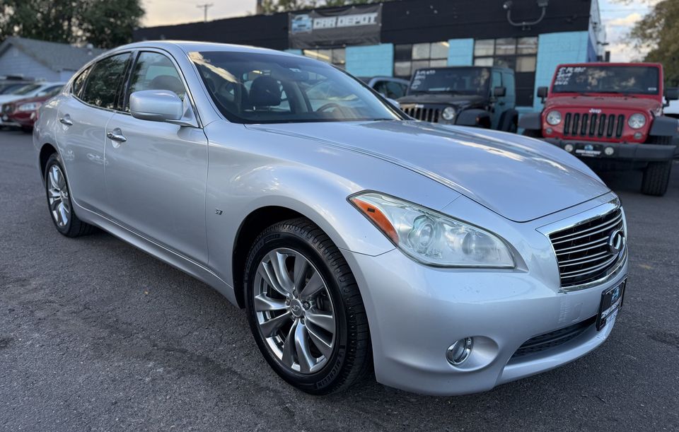 2014 INFINITI Q70 3.7X