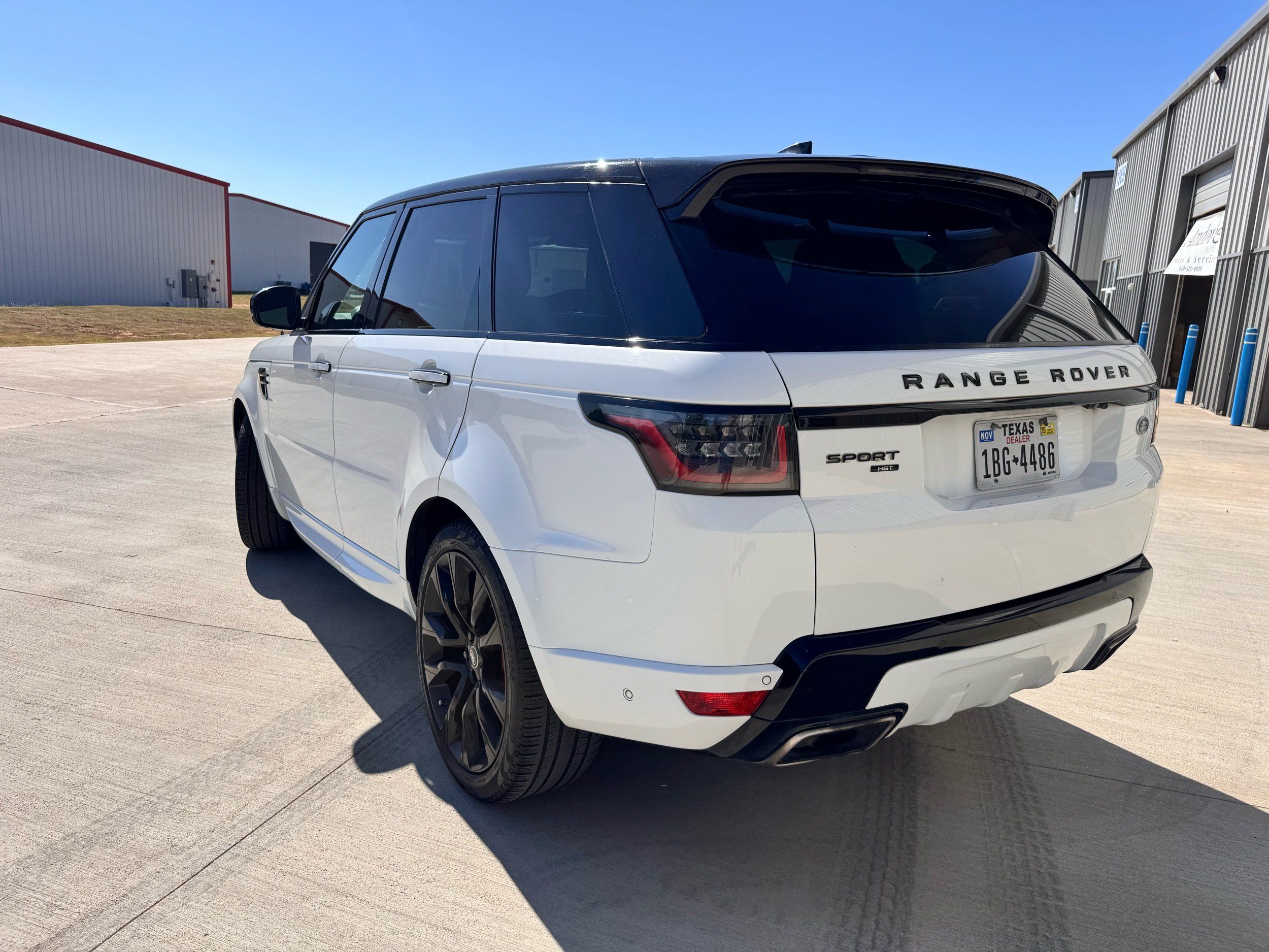 2021 Land Rover Range Rover Sport HST photo 3