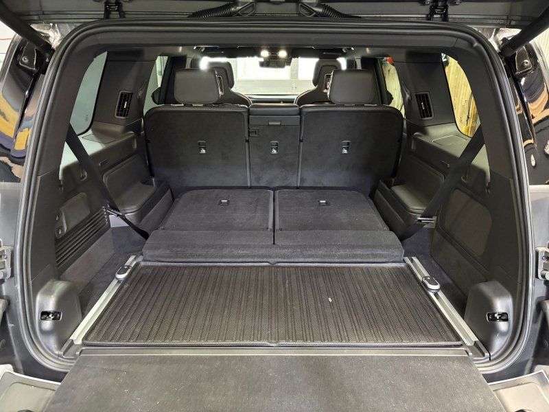 2025 Rivian R1S Adventure - Photo 26