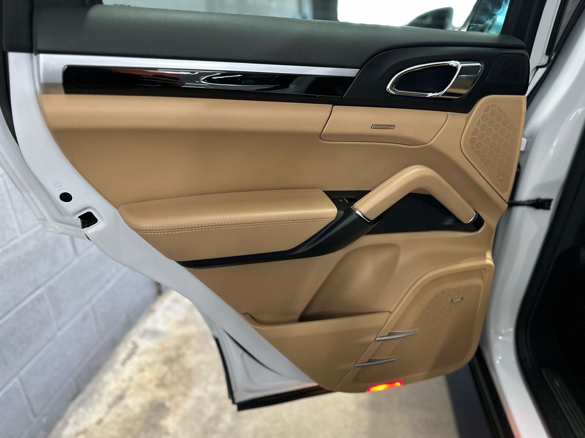 2016 Porsche Cayenne Diesel photo 14