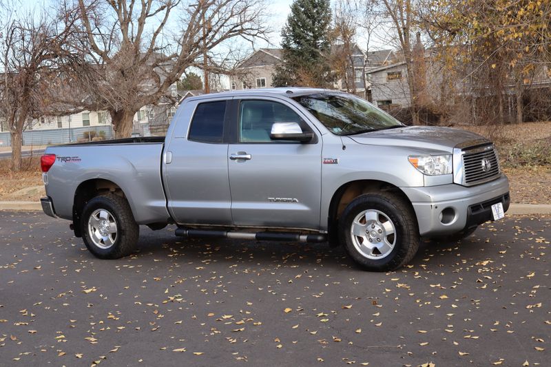 2011 Toyota Tundra Photos