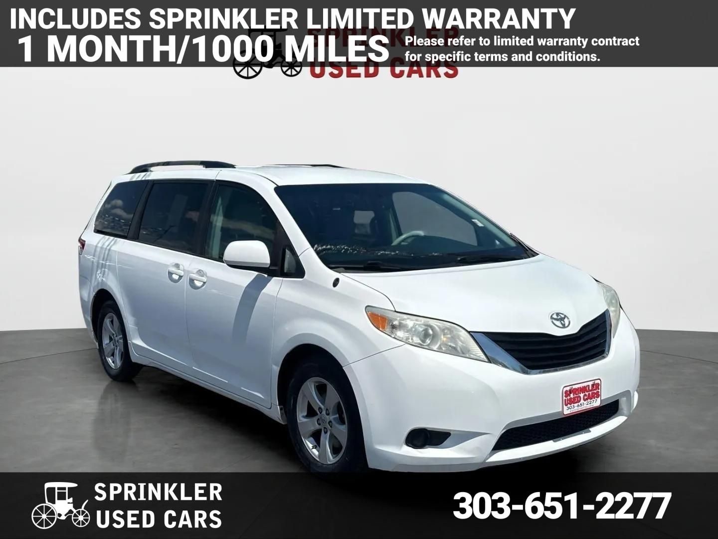 2014 Toyota Sienna LE V6 7-Passenger Access Seat's photo
