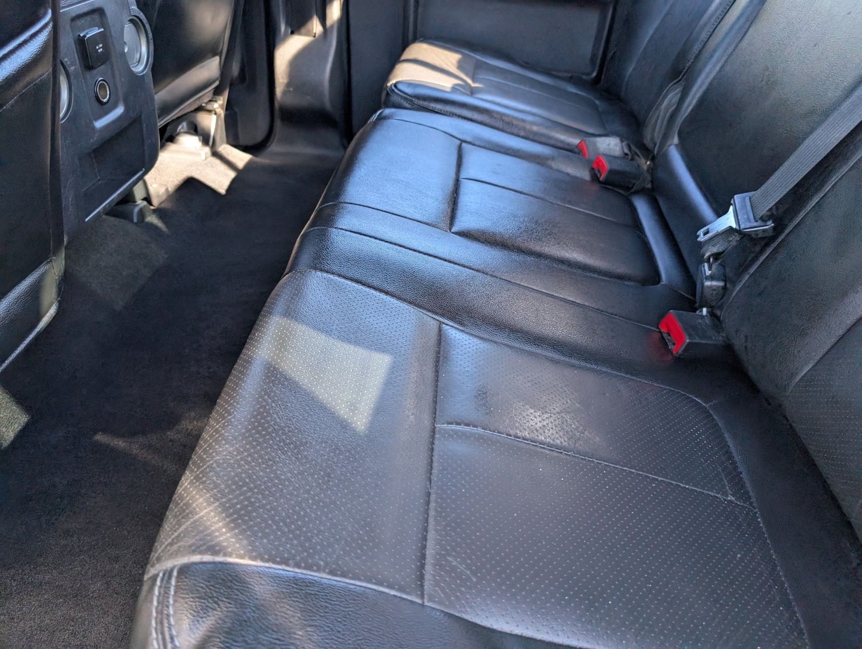2015 Ford F-350 81