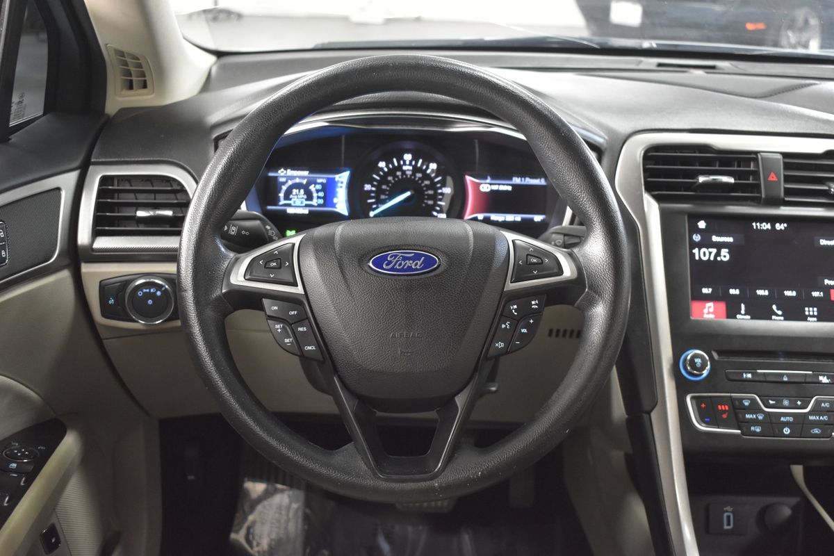 2017 Ford Fusion Hybrid SE