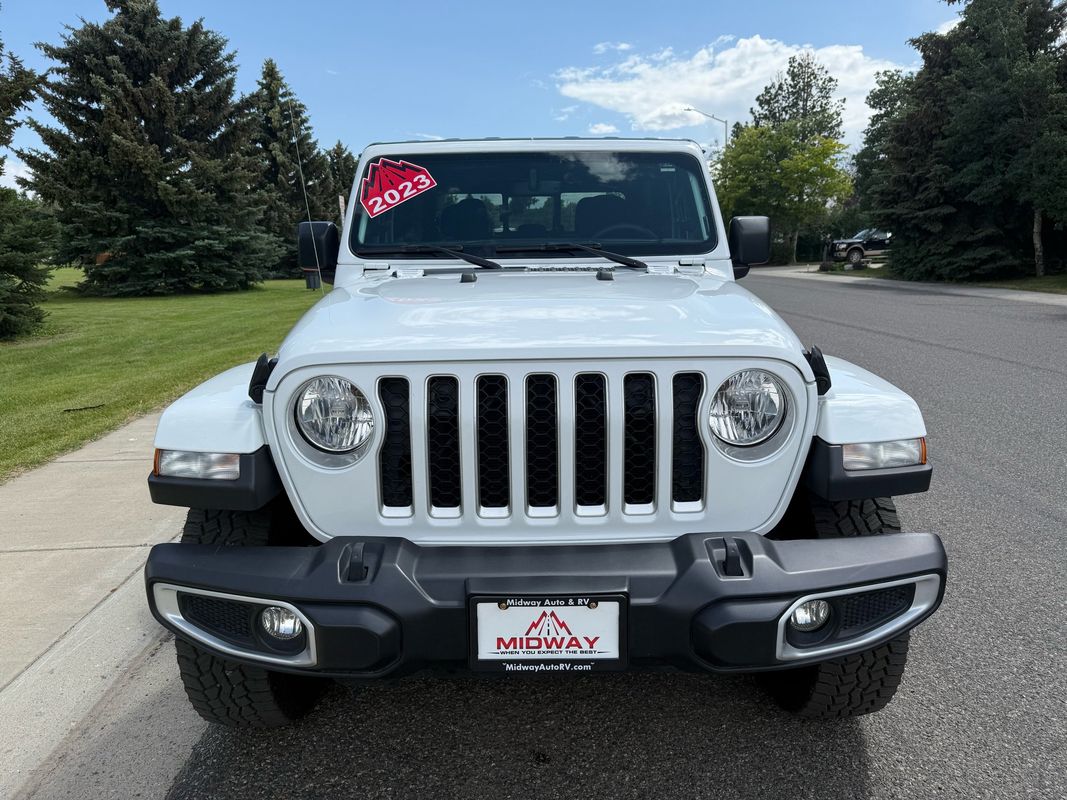 2023 Jeep Gladiator Overland - Photo 9