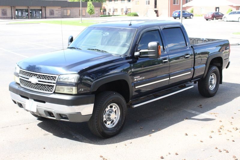 2005 Chevrolet Silverado 2500HD Photos