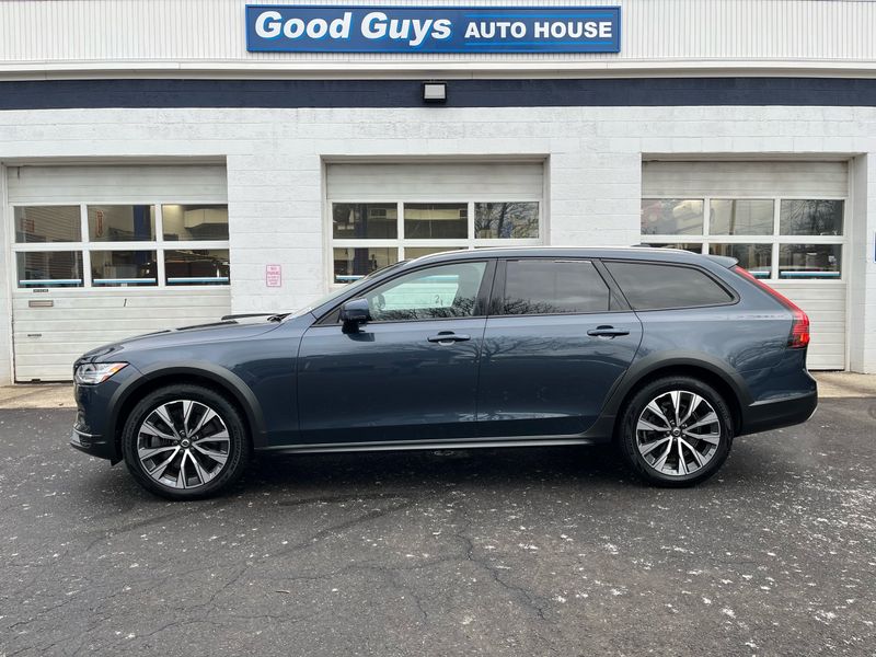 2022 Volvo V90 Cross Country B6 AWD