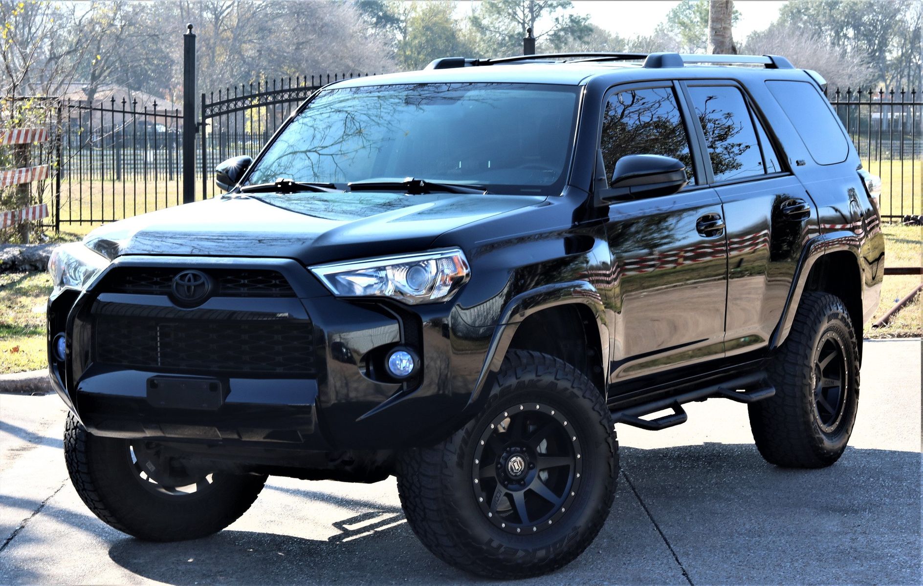 2018 Toyota 4Runner SR5 | Carz4us.com