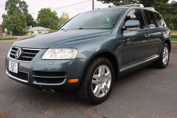 2005 Volkswagen Touareg V8 | Victory Motors of Colorado