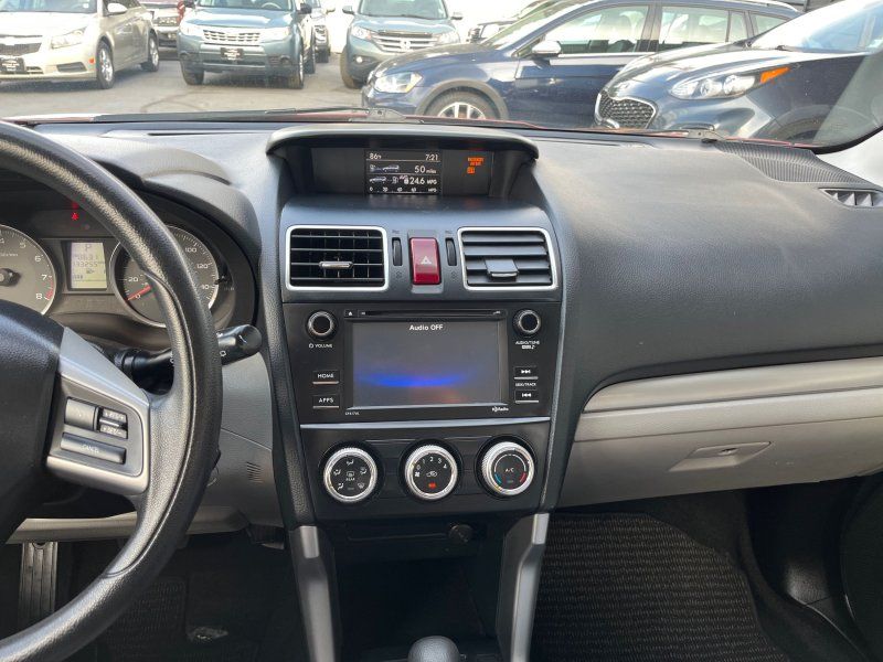 2016 Subaru Forester 2.5i photo 15