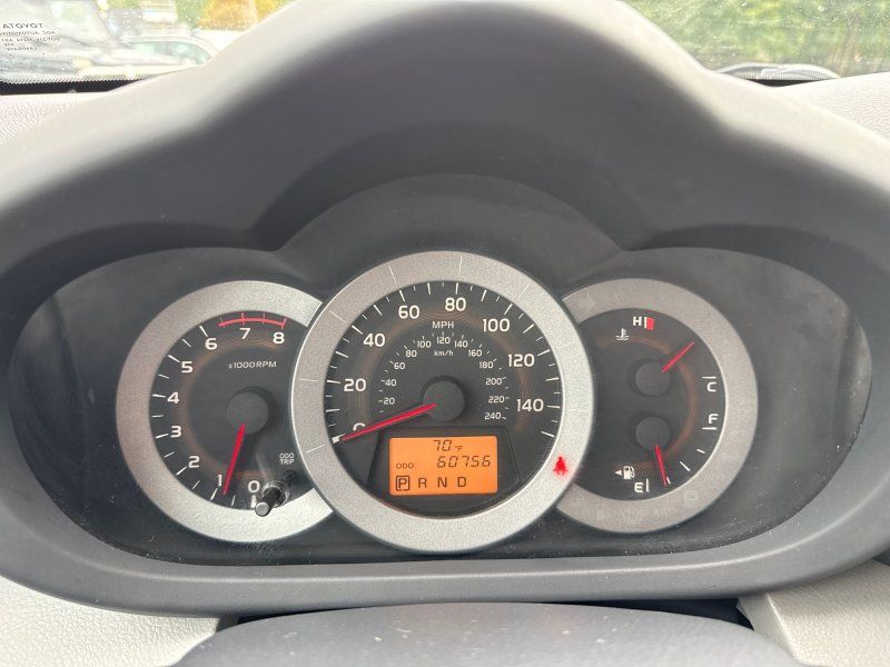 2009 Toyota RAV4 Base photo 23