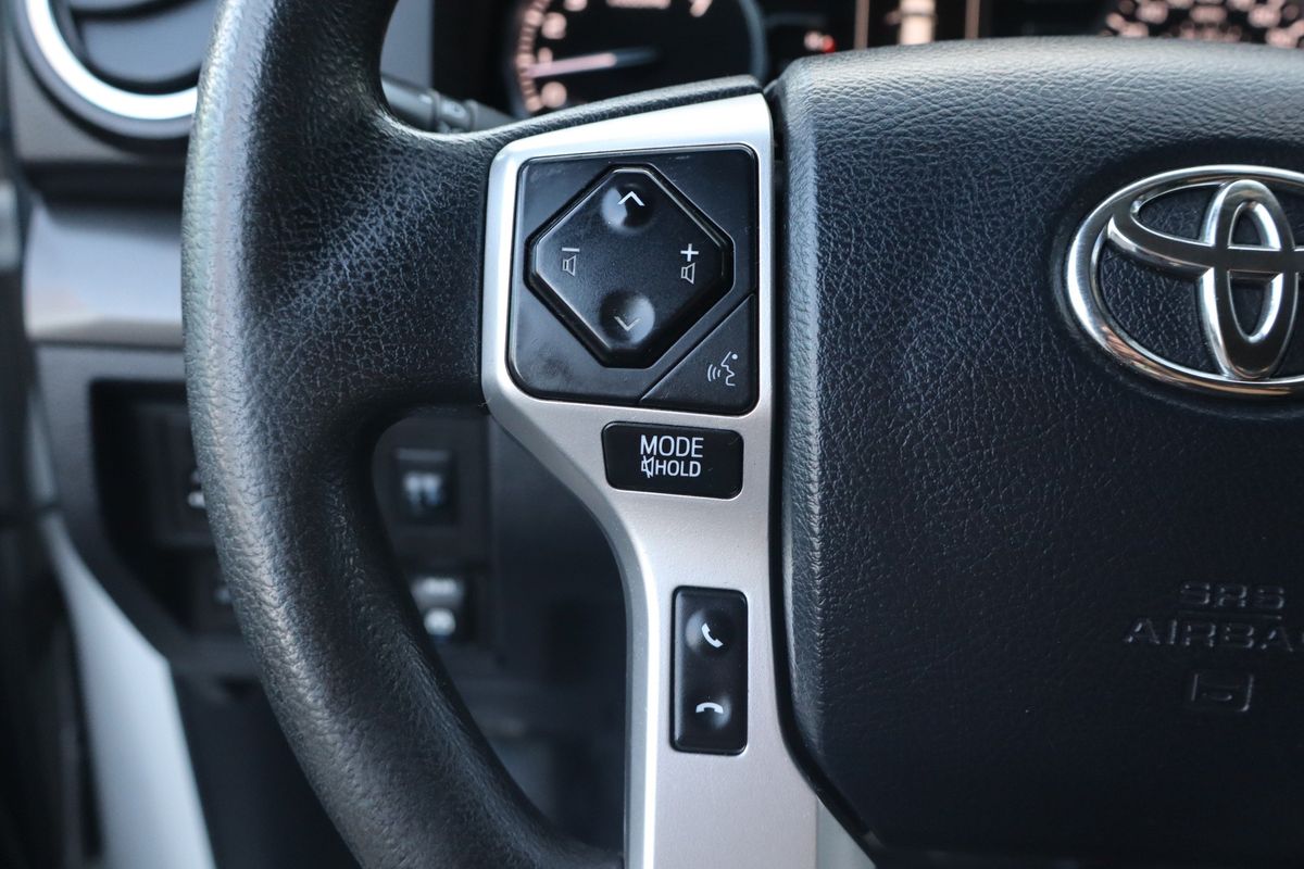 2018 Toyota Tundra SR5 5.7L V8