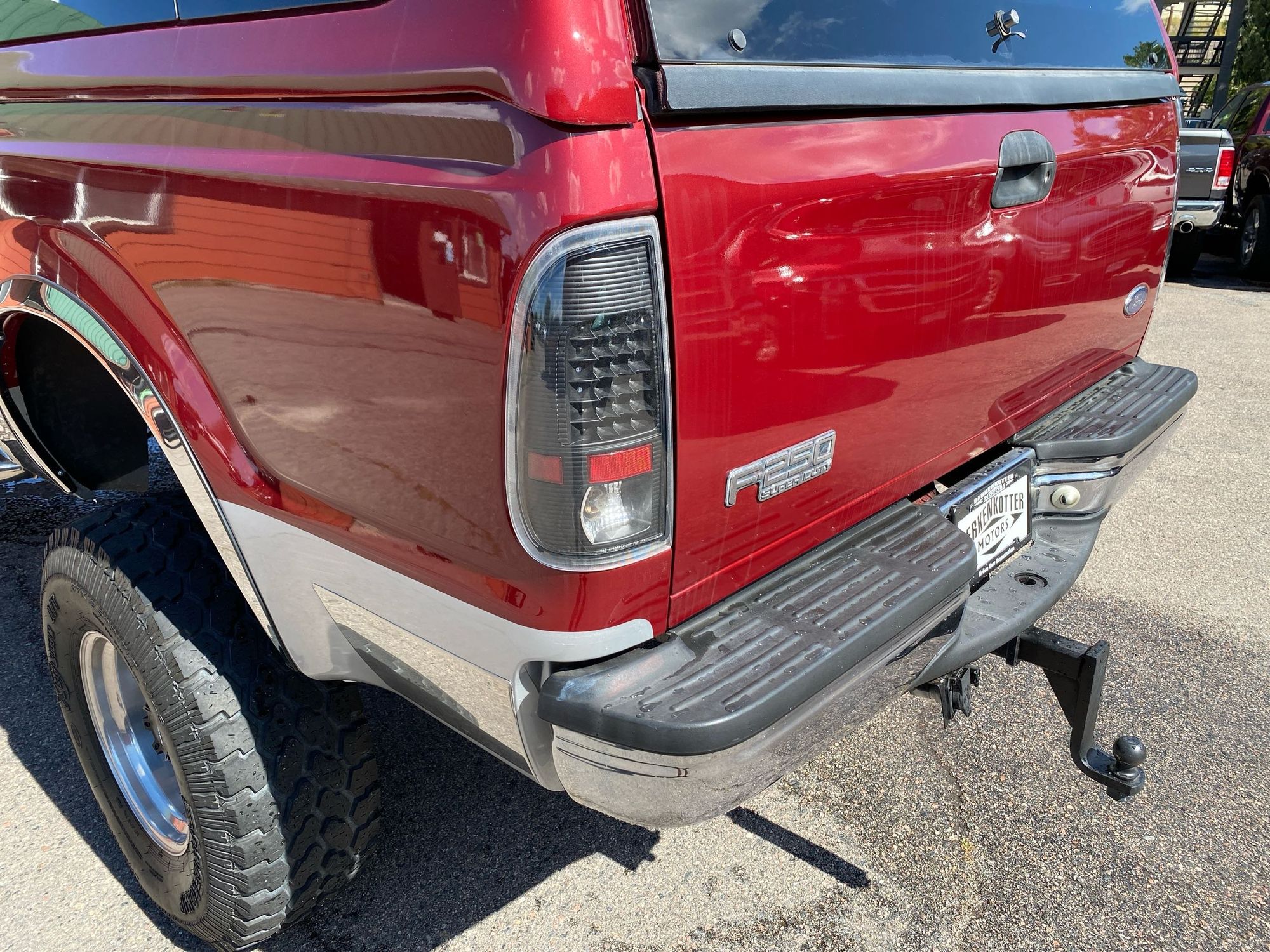 2002 Ford F-250 XLT photo 10
