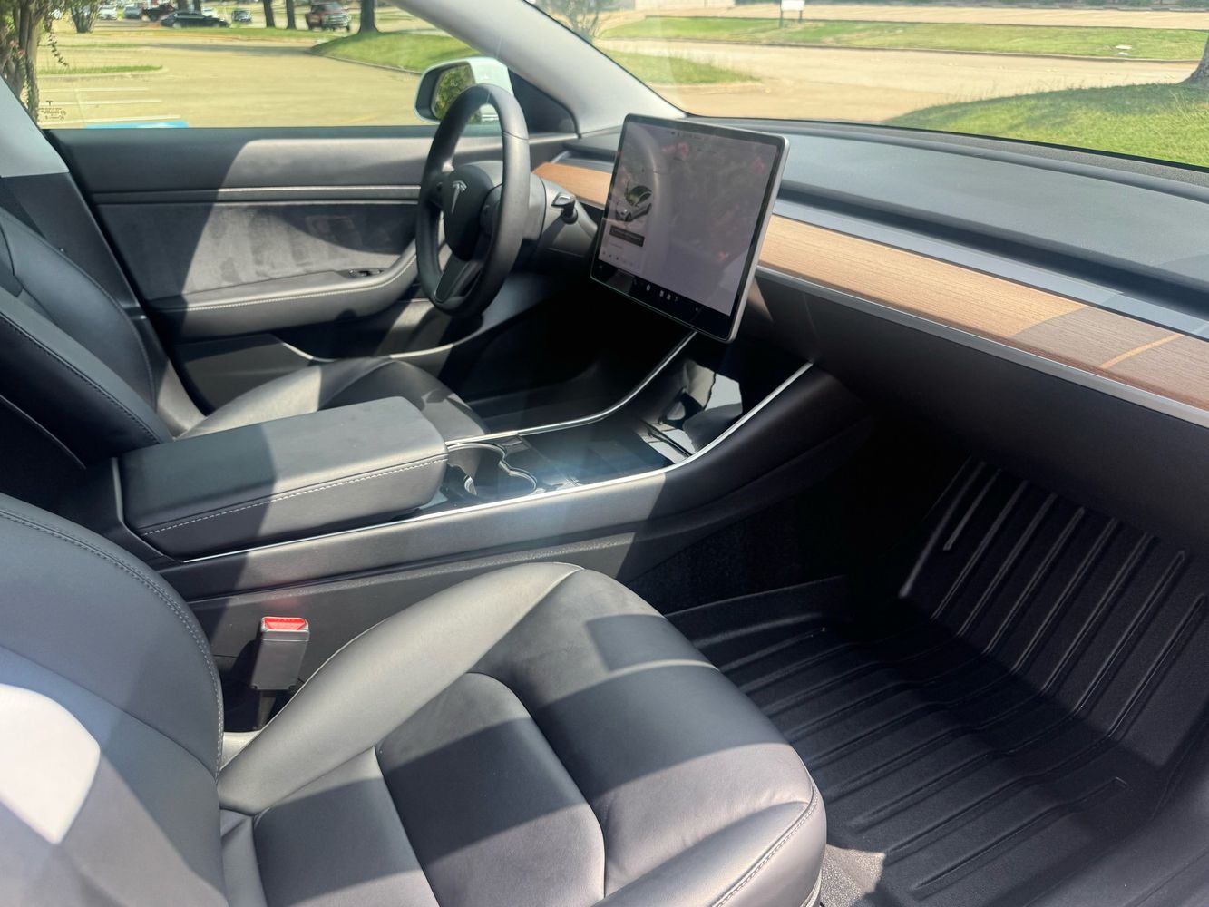 2020 Tesla Model 3 photo 18