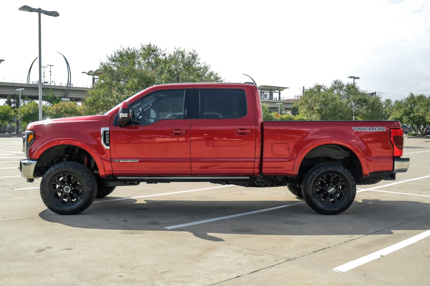 2021 Ford F-250 Lariat photo 16