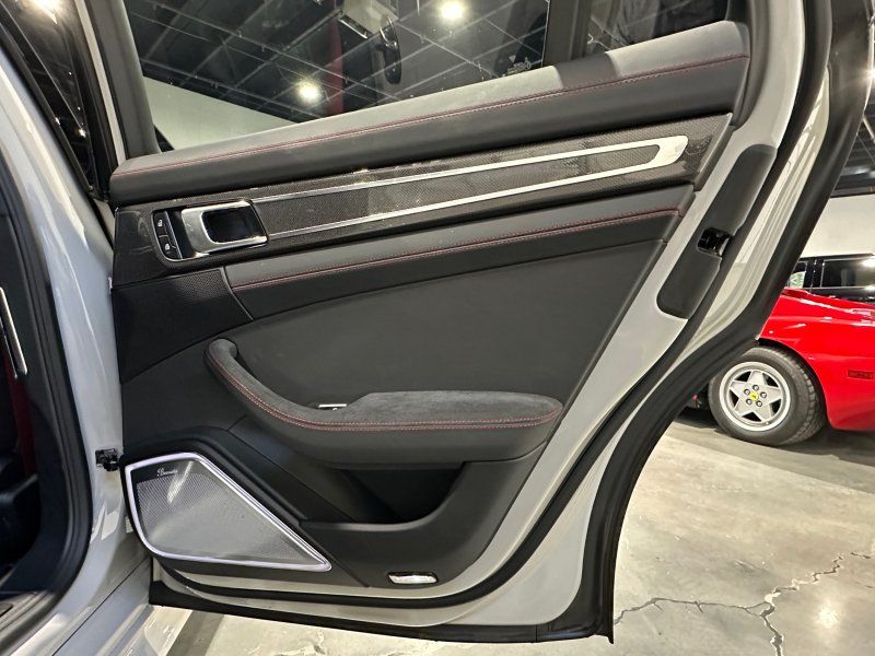 2023 Porsche Panamera GTS, photo 22