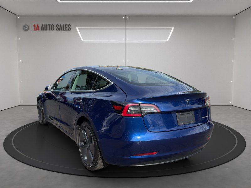 2019 Tesla Model 3 Long Range photo 3