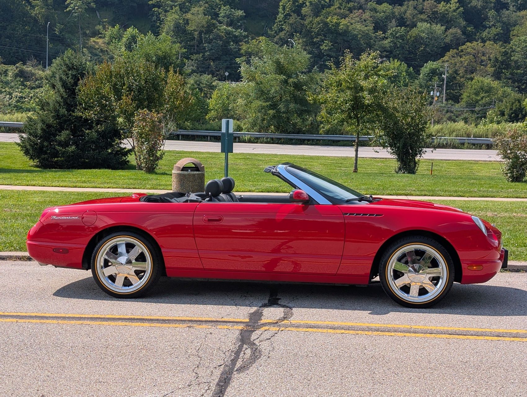 2002 Ford Thunderbird 63
