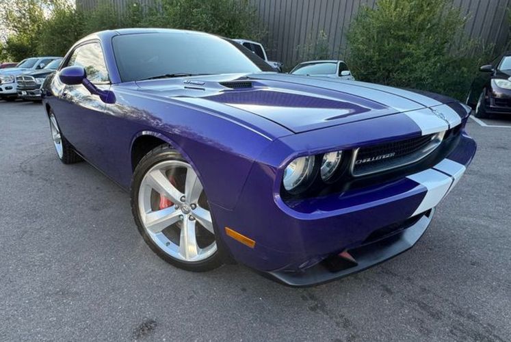 2013 Dodge Challenger R/T Plus photo 26