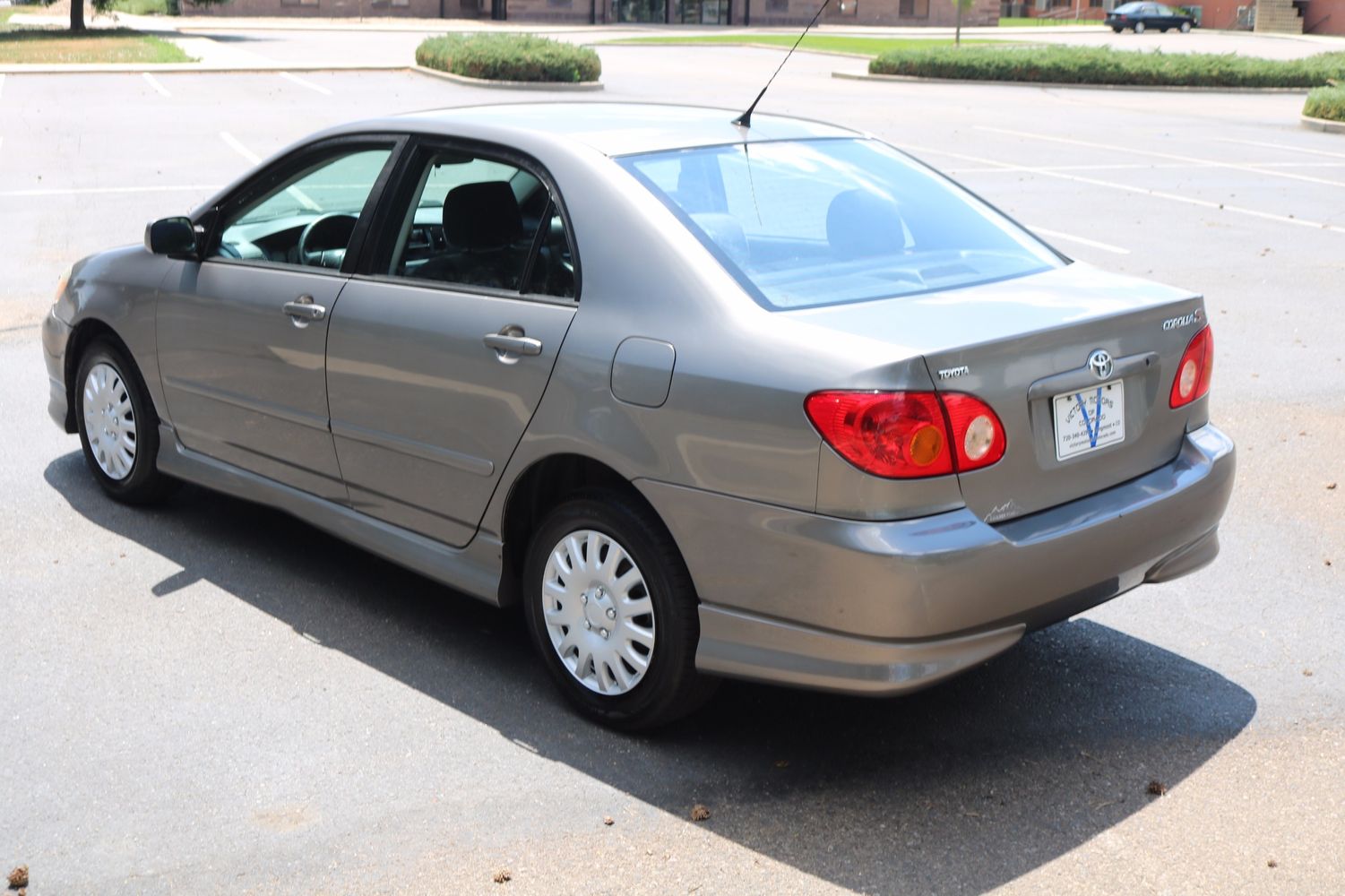 2004 Toyota Corolla CE | Victory Motors of Colorado