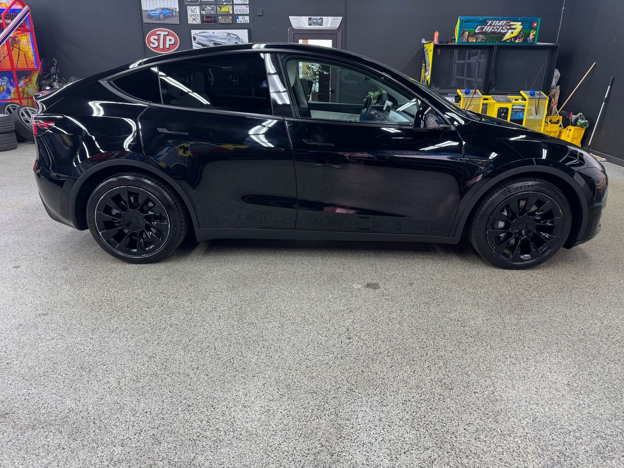 Image of 2021 Tesla Model Y Long Range Dual Motor All-Wheel Drive