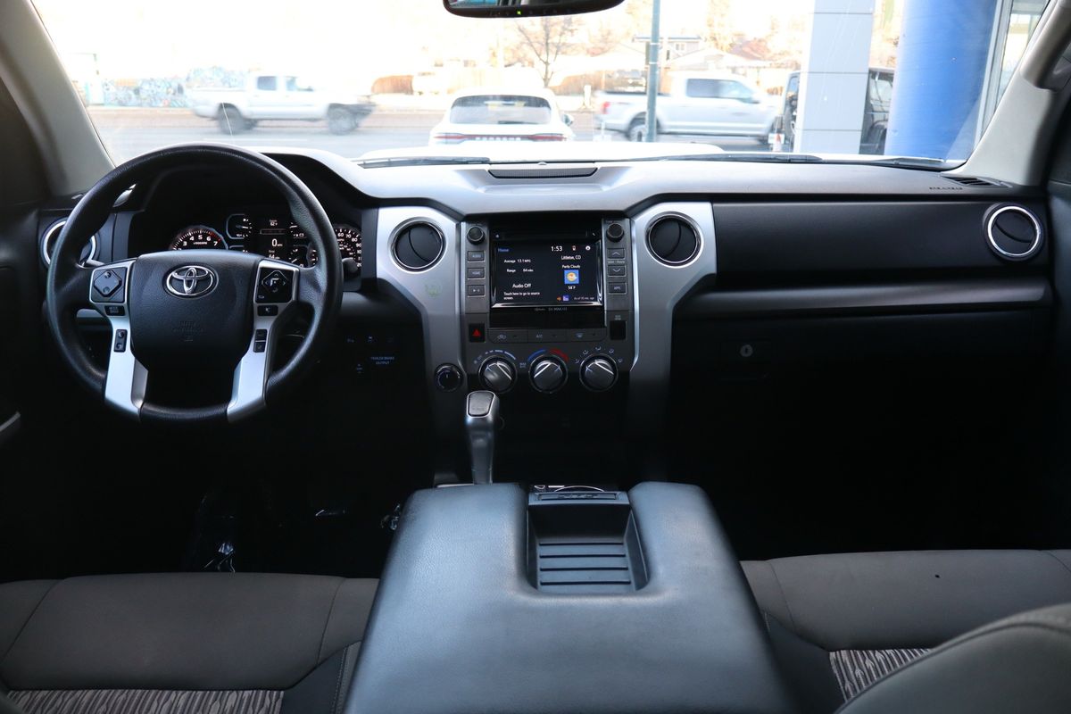 2018 Toyota Tundra SR5 5.7L V8