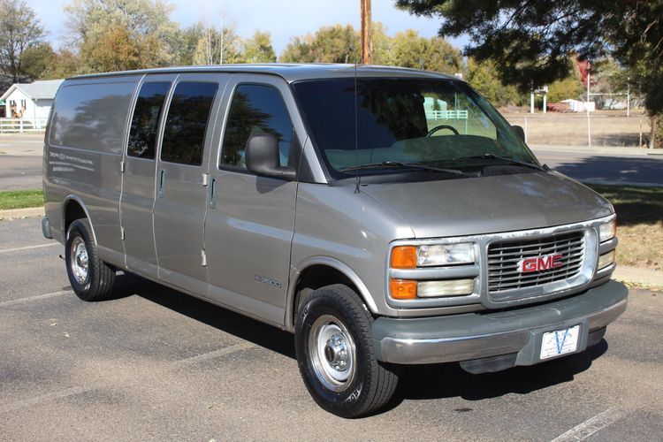 Gmc savana фото