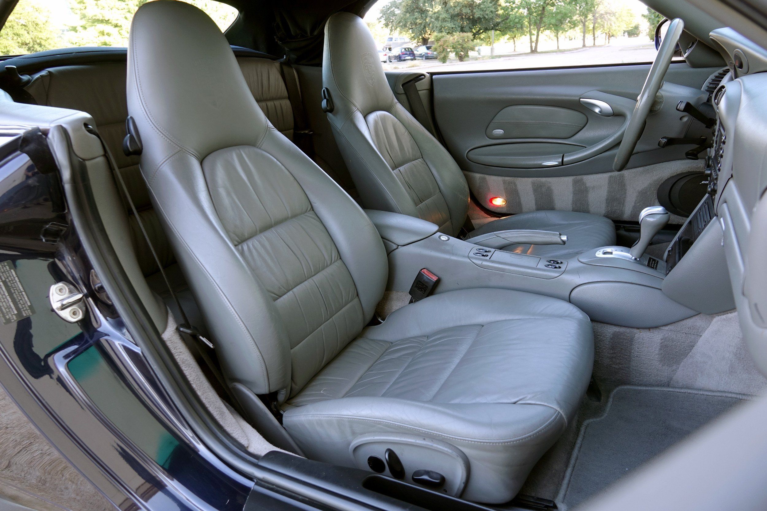 2004 Porsche 911 4S photo 8