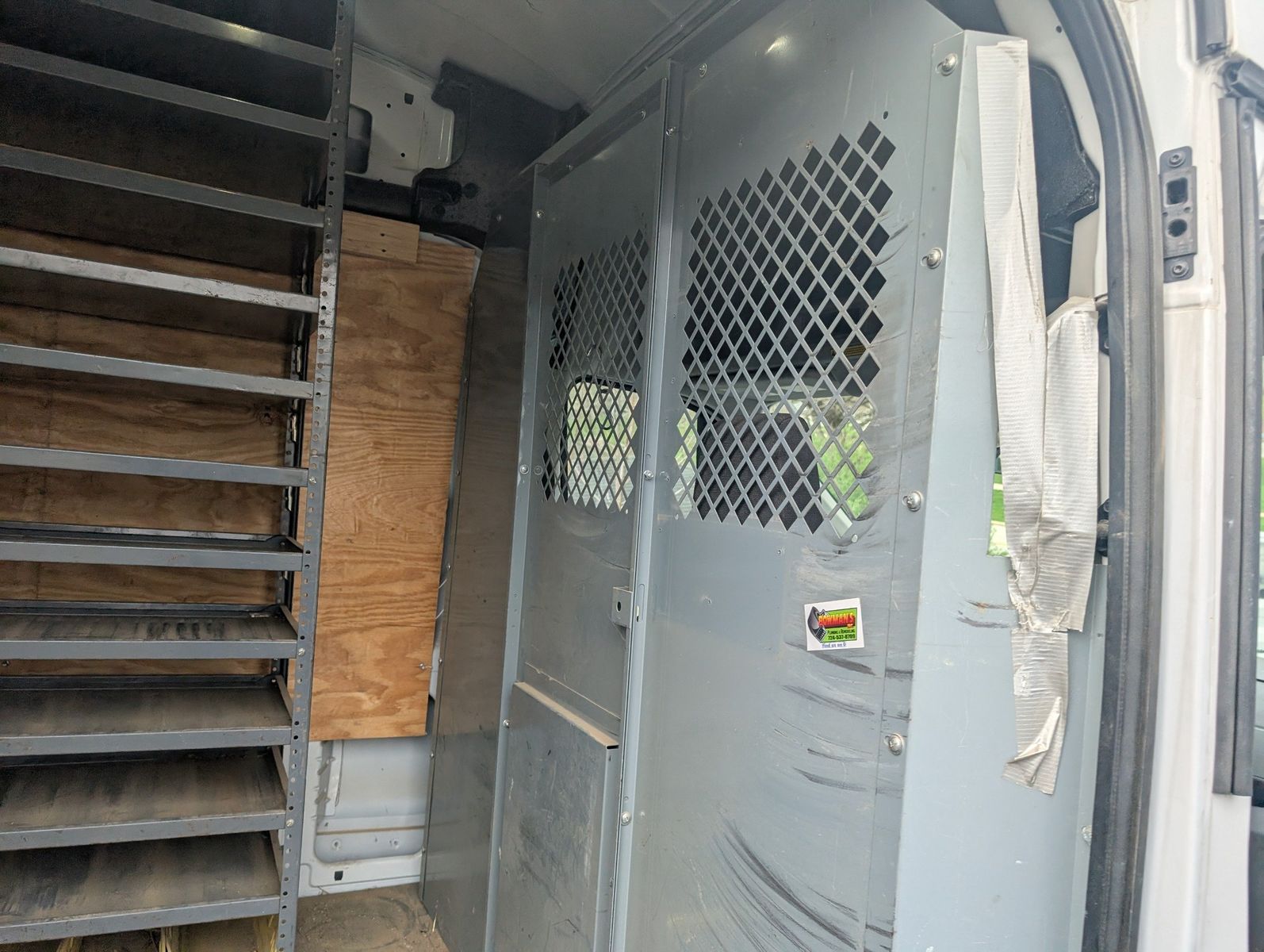 2018 Ford Transit-350 26