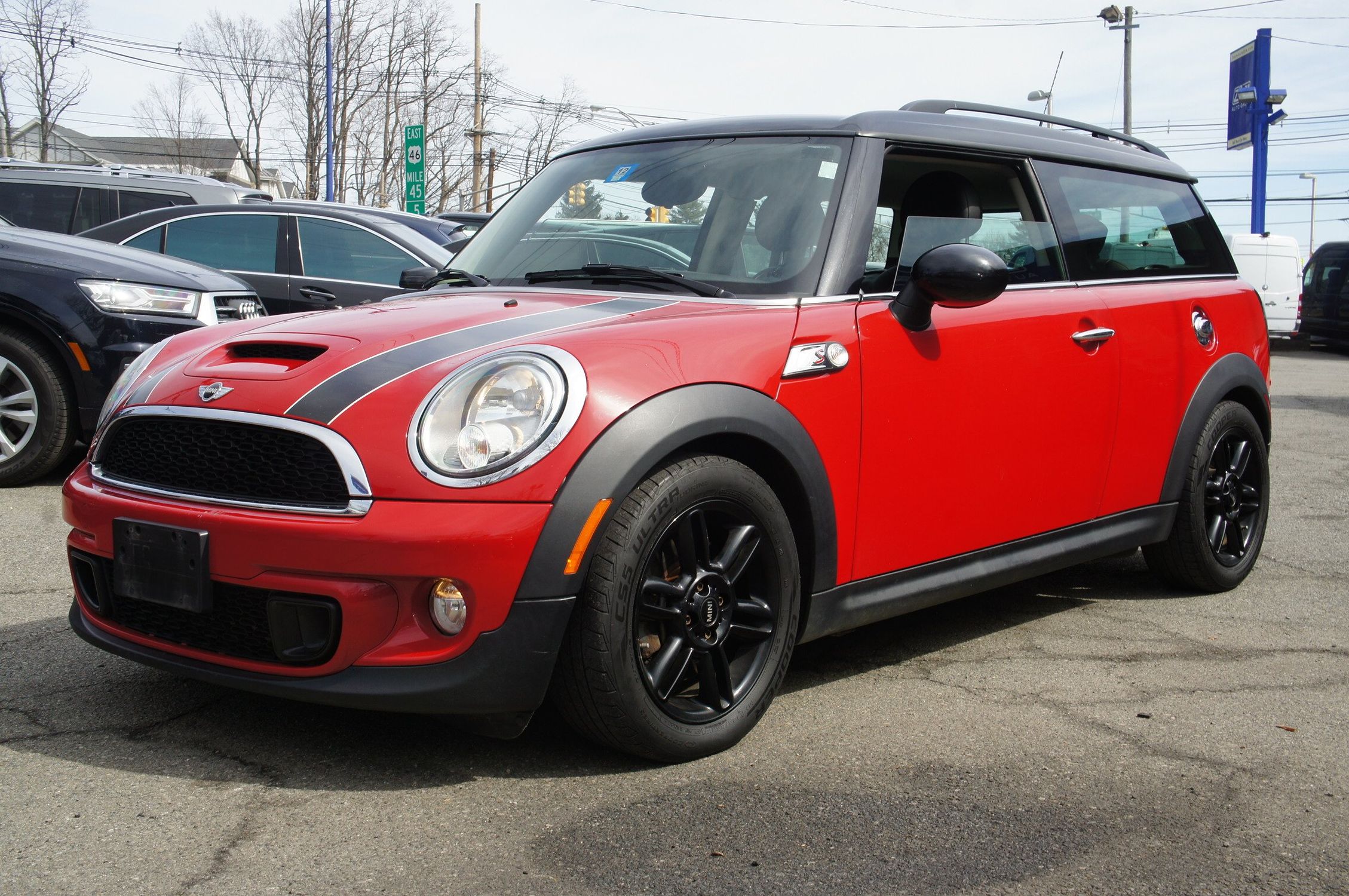 2014 Mini Clubman Base S photo 2