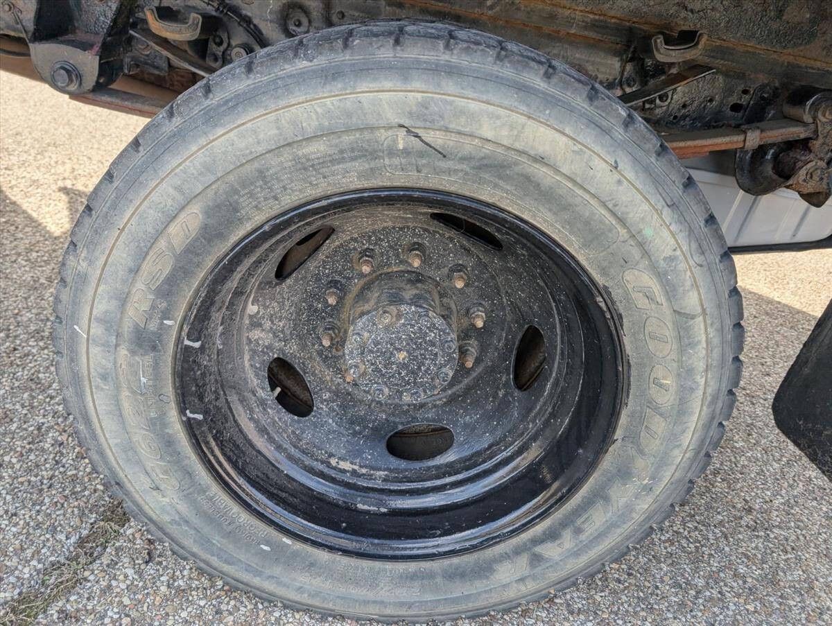 2005 Ford F-450 Super Duty 22