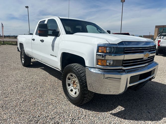 2015 Chevrolet Silverado 2500HD LT photo 44