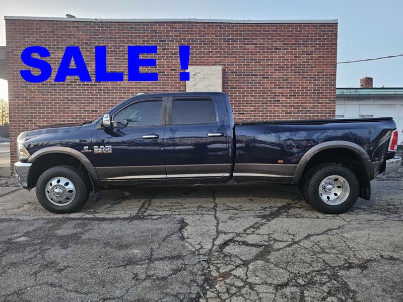 Blue 2018 RAM 3500 Laramie Crew Cab LB DRW 4WD Pickup Truck Four-Wheel Drive 6-Speed Automatic